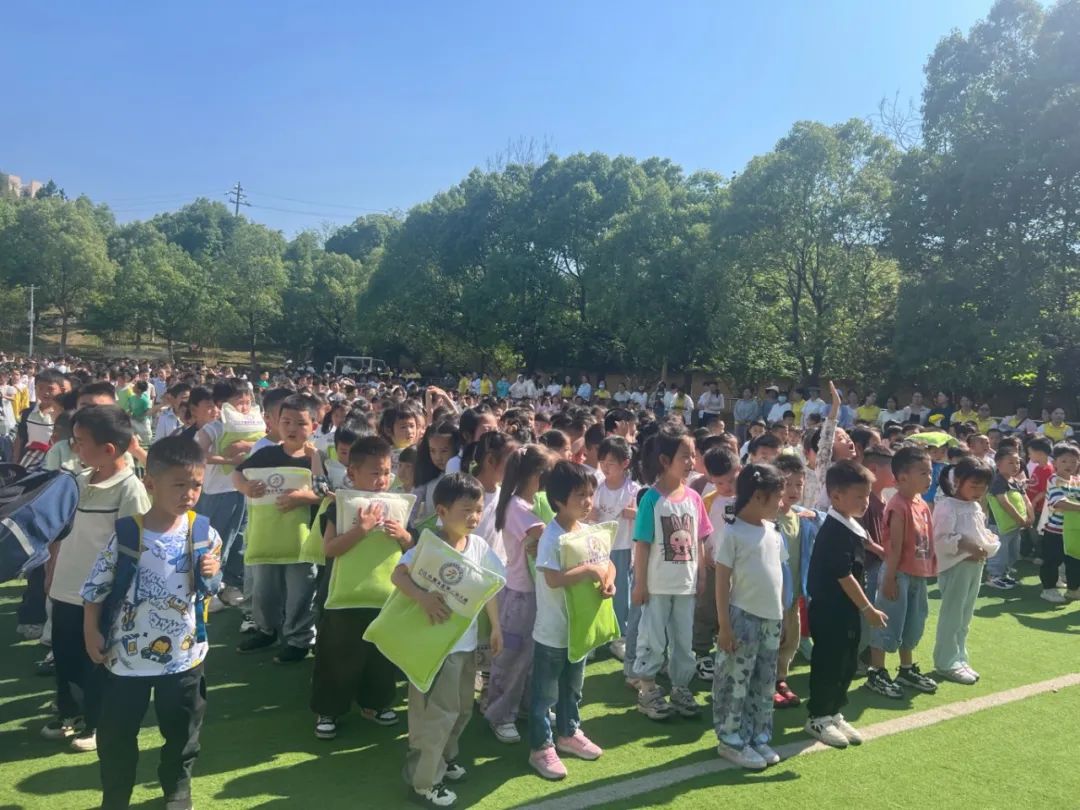 微信图片_20250512185754.jpg