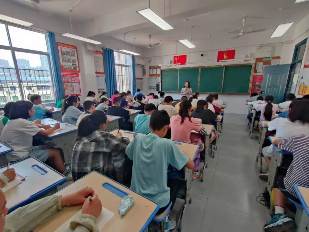 班级2.jpg