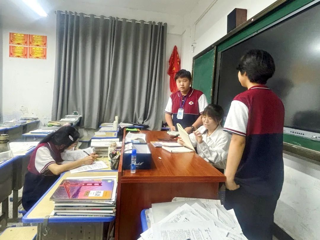 ce007d5e74974a3aee9423dadc87c19.jpg