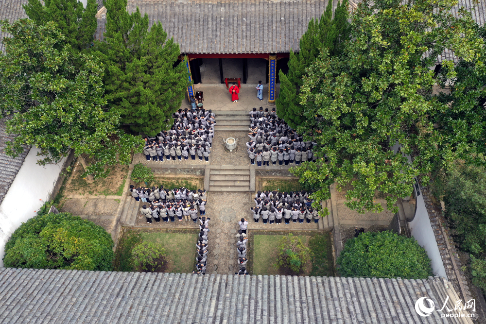 航拍镜头下的白鹿洞书院。人民网记者 时雨摄